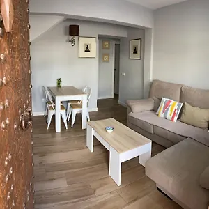 Apartamento Con Garaje Y Patio Ronda